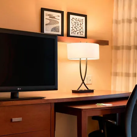 Courtyard By Marriott Peoria