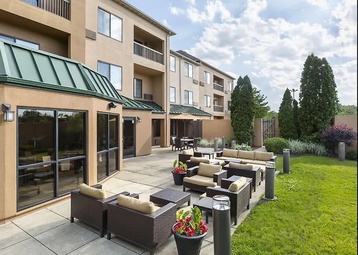 Hotel Courtyard By Marriott 3*
