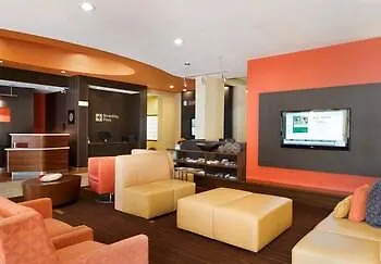 Courtyard By Marriott Hotel