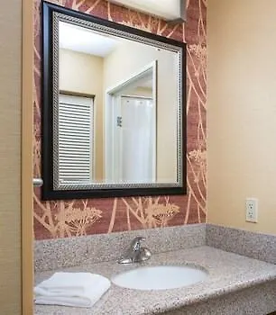 Courtyard By Marriott Hotel