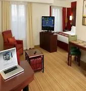 Courtyard By Marriott Hotel